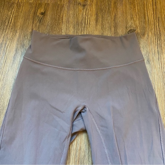 lululemon athletica Women's Leggings Ruched Petal-Hem - Picture 3 of 9